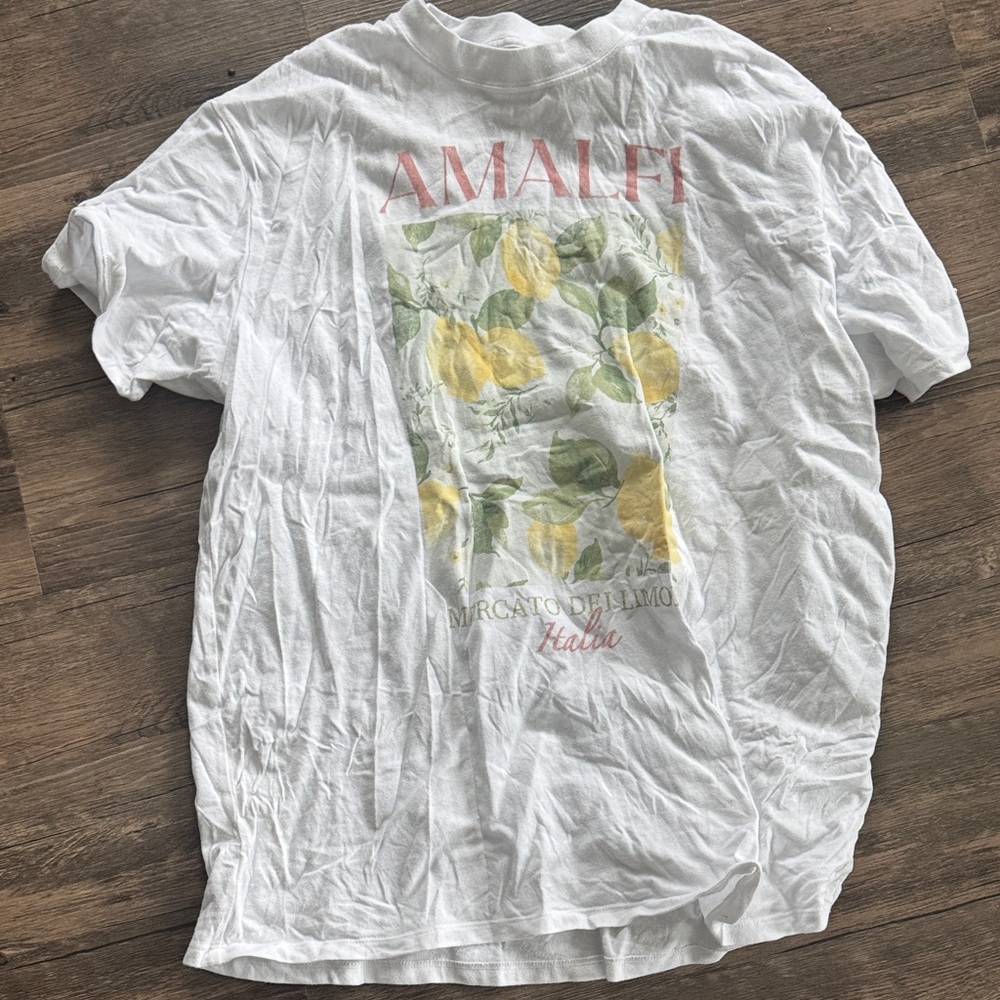 White Graphic T-Shirt Italian lemon design